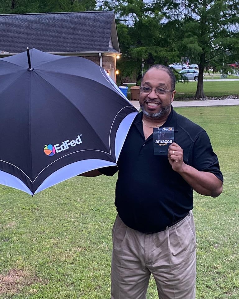 chrisloveskee's tweet photo. Thanks @EdFedCU for my swag! This ☂️ and Amazon gift card will definitely come in handy! 
#EdFedCU
#EdFedCUswag https://t.co/jjy8Vai5Bf