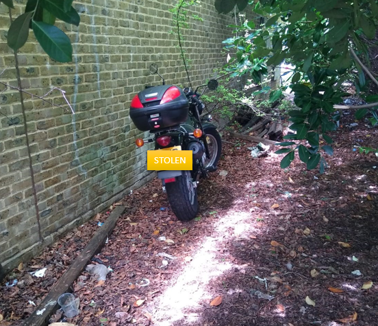 MPSSutton's tweet photo. Officer Deployed to #RoundshawDowns to tackle Off Road Bikes being driven across the Downs, Officer have located a Stolen Motorbike before the owner realised it had been stolen !!! 
This has now been recovered and enquires are ongoing. https://t.co/eviY8rA8aL