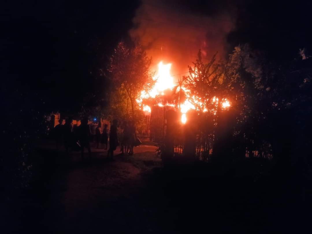 HarleySwam's tweet photo. A fire broke out on Shwe Thiha street in Katha township, Sagaing division at 10pm (Myanmar time) https://t.co/noErojUuF0