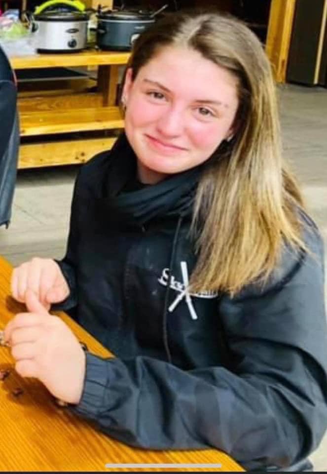 SP Boston Troopers are seeking the public’s assistance on a missing 15-year-old female last seen on Friday May 14, 2021 at 8:00- 9 P.M. in the area of Boston Valley Elementary School.  contact the NYSP at 585-344-6200.  facebook.com/27815093228665…
