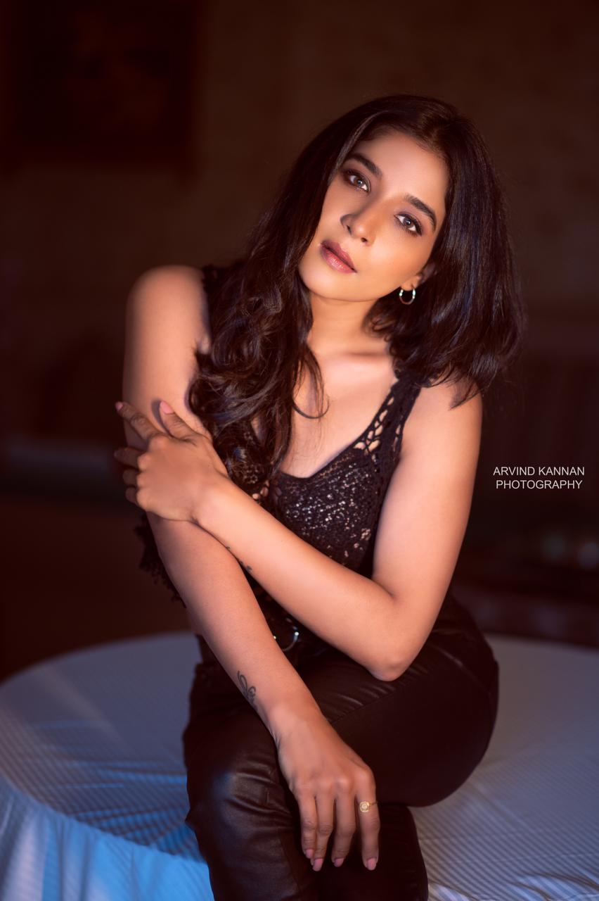 E1hrfcmVoAA4oDz?format=jpg&name=large