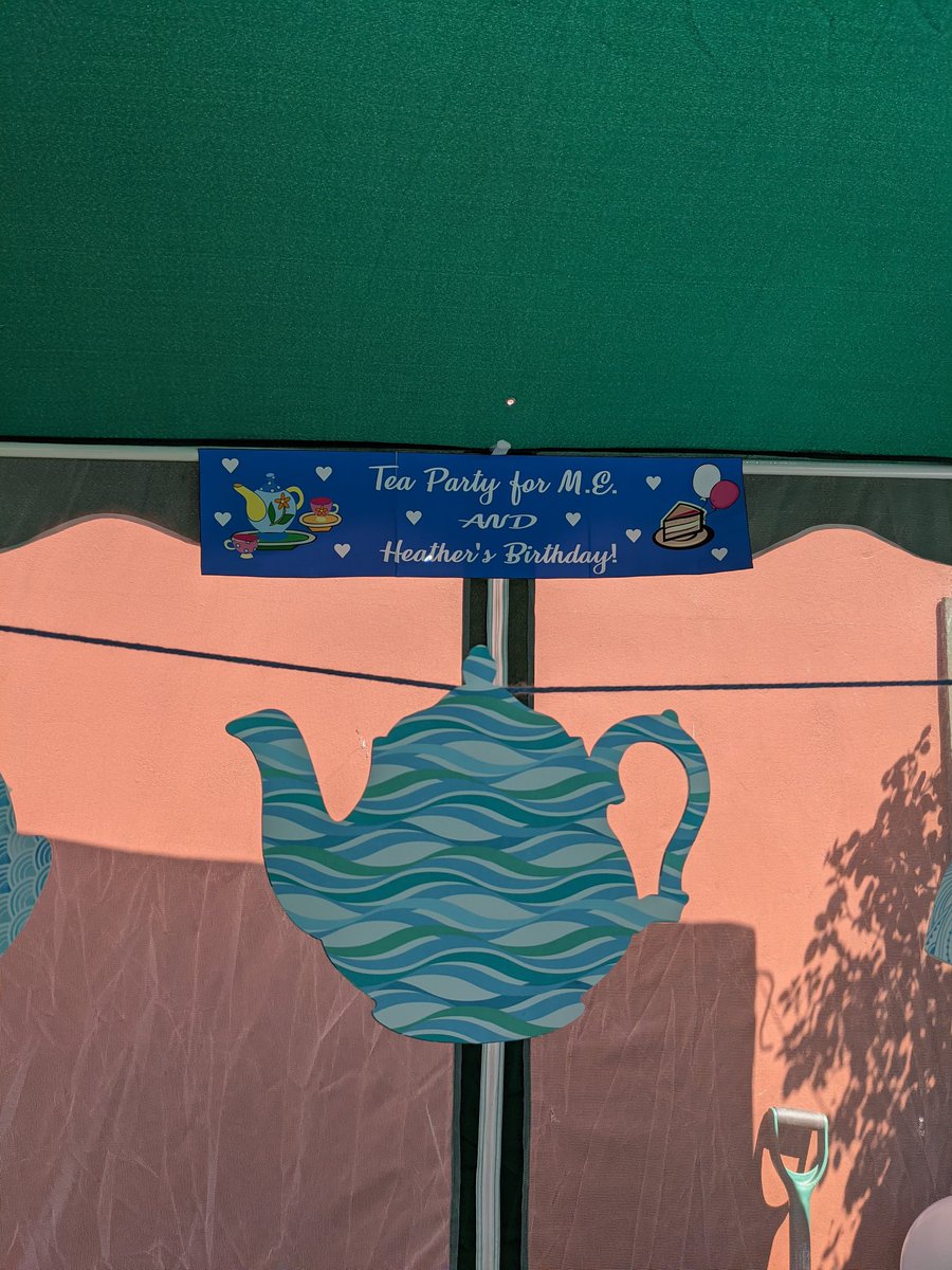 copytyper's tweet photo. Had a little birthday celebration for my sister who has M.E. and got to eat cake whilst raising money for a great cause! #TeaPartyForME2021 https://t.co/HYAcT3ziks