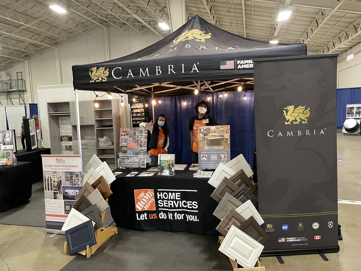 EddieHDIS's tweet photo. #HDIS is here for DAY 3 of the San Diego Home and Garden Show! 44 booked appts so far for us. Drop by and sign up for #cabinetmakeover or #installedwindows! #pacsouthstrong #6FeetApart #HomeServices https://t.co/FSNOvkNXym