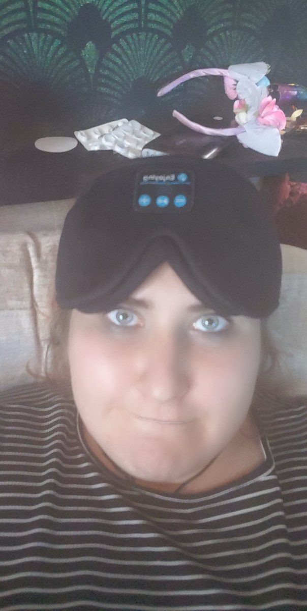 NCCbyKimberley's tweet photo. Have spent the day wearing my sleep mask on my forehead #HangoverFashion #Hungover #ShouldProbablyGetReadyForTimKeysShow #CesspitGemπ€·ββοΈ https://t.co/tikze8e4in