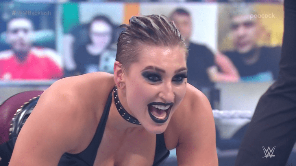 WrestlingNewsCo's tweet photo. WWE WrestleMania Backlash results: Triple Threat Raw Women’s Championship match https://t.co/oZW3tW5gAH https://t.co/QVibFy5Wel