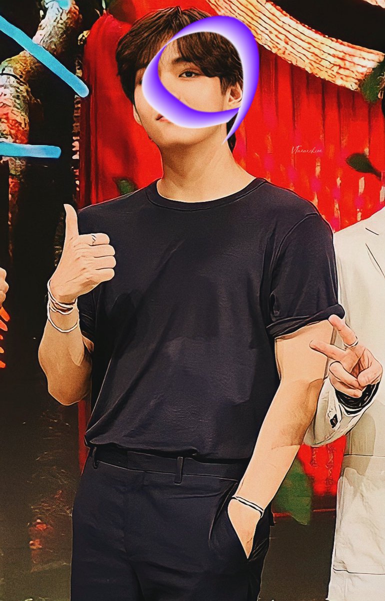 이런짓좀 하지말아요
소비안하고 지나침 그만이 아닌듯해요

취향이 독특하신분들인건 알겠는데
그냥 취향으로 안느껴지는거뭐죠?
님들 저장리튓하실때 자세히 보시고 하셔요 
멀쩡한 국보급 미남
쌍꺼풀 넘나싫어하는 사람

유치뽕이지만 가만두면 엉망되는곳이라서 이마저 한번짚고넘어가고프네요