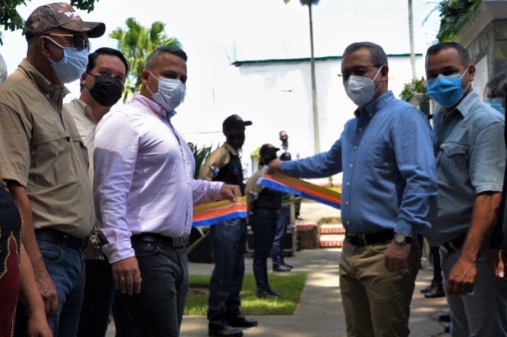 JULIO LEÓN tweet media