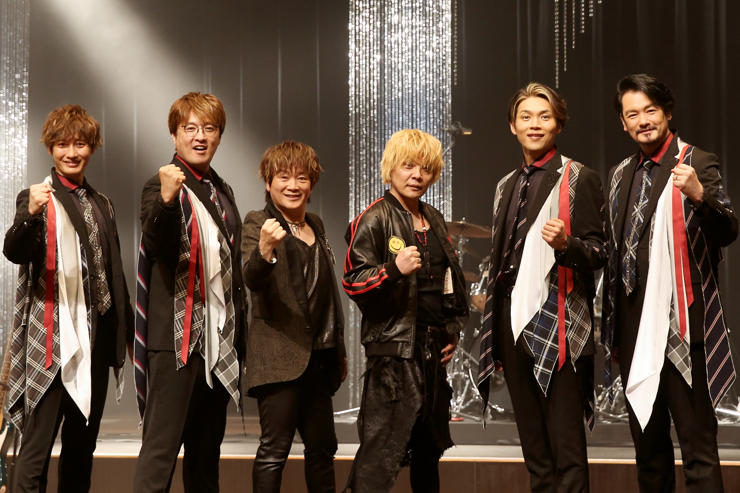 チャンネル銀河 公式 7月放送決定 純烈 とアニソン界のレジェンド 影山ヒロノブ 遠藤正明 が集結 7日に行われた配信限定ライブをtv初放送 大画面で迫力を体感 歌仲間ライブスペシャル5 完全版 純烈 影山ヒロノブ 遠藤正明 7