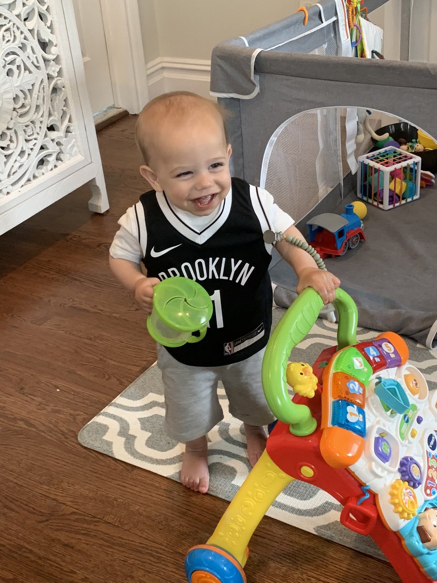 Repping our Brooklyn Nets pride tonight! #wearbrooklynat #wherebrooklynat #brooklynnets <a href="/giandefilippis/">Gian</a> <a href="/johnscottworks/">John Scott</a> <a href="/AndrewScott1021/">Andrew Scott</a> <a href="/samjsutton/">Sam Sutton</a>