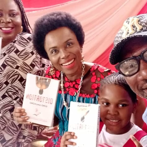 LightrayM's tweet image. We are all set!
From 12noon all literary minds and performance creatives in Delta State will be spitting comedy, spoken word performance, book reviews and alll things Literary!

Join us from 12noon-3pm *today Sunday 16th May, 2021 with your Anchor/Host