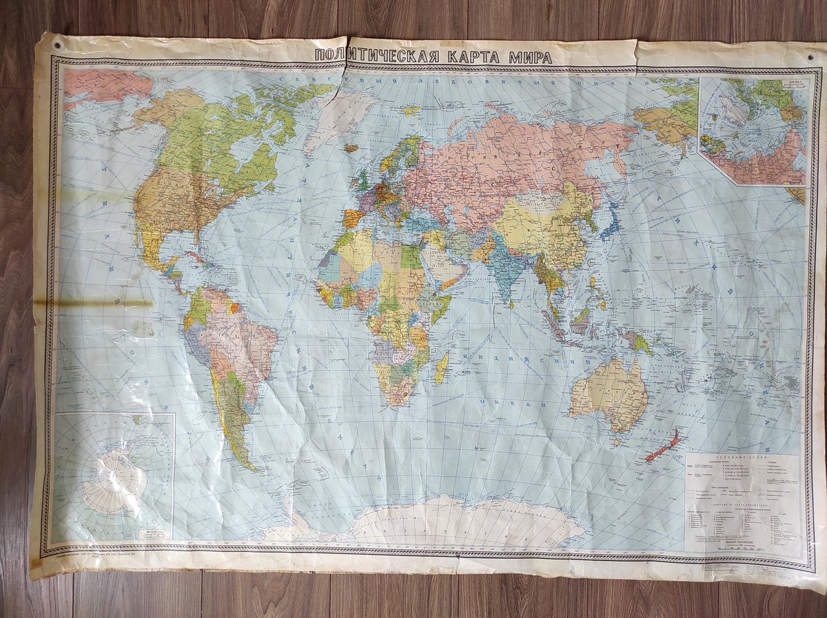 SovietPostcards's tweet photo. Large vintage political map of the world, Vintage wall map
→ https://t.co/L3Pq4PQ6ph https://t.co/l3Nt1GWVgK