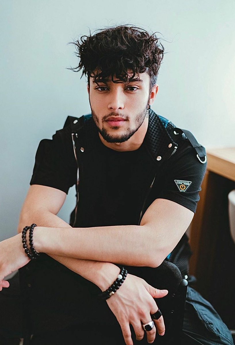 comunicandoconF's tweet photo. Joel Pimentel sube su primer vídeo en #YouTube, titulado “Gracias por cambiarme la vida”.

Chécalo: https://t.co/dk39e7Q4hj 

Síguenos @comunicandocon1 

#Estreno #CNCO #JoelPimentelOnYT #JoelPimentel #graciasporcambiarmelavida #cncowners @itsjoelpimentel #comunicandoconflow https://t.co/eki0vravqx