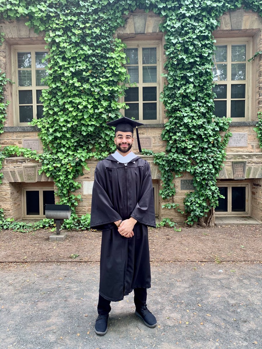 bbjdoef's tweet image. Although we could not be there to celebrate this with you Neil, we couldn’t be more proud of all you have accomplished and overcome in the past four years! Congratulations and we love you! ❤️
Mom, Dad, Nathan, Cole and Natalie!
#princetongraduate
#princetontigers
#Doefstrong