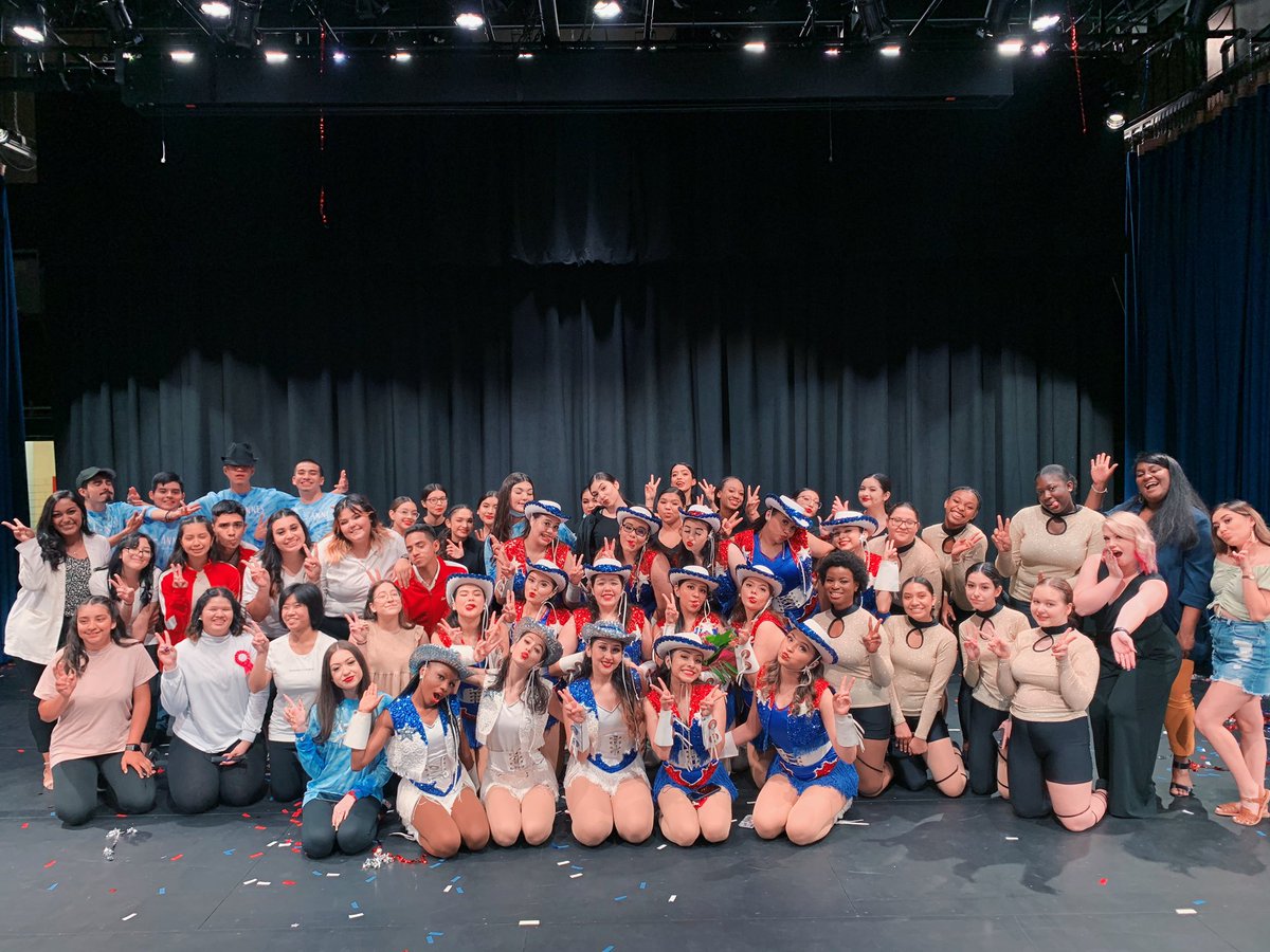 SHHSTexAnnes's tweet image. 🌟 SPRING SHOW 2021 🌟
Such a wonderful end to this unforgettable journey. Thank you to all of our friends and family who came to support us last night! Our hearts are full ❤️💙 @SamHoustonHS 
#sampride #springshow #dancefamily
