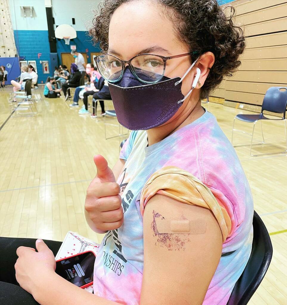 First vaccine dose in for my teen. Wonderful to see so many here protecting their children and themselves. #skippackpharmacy #fightcovid19together instagr.am/p/CO8dg6wsb2C/