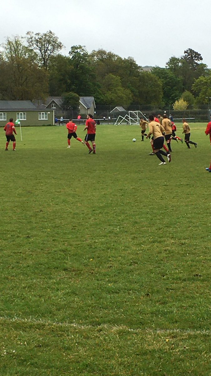 <a href="/BlackmoreValeFL/">Blackmore Vale Football League</a> <a href="/KellawayBS/">Kellaway BS</a> <a href="/BlandfordUtdFC/">Blandford United FC</a> <a href="/BrutonUnitedFC/">Bruton United FC</a> <a href="/SturRovers/">Sturminster Rovers</a> <a href="/BradfordAbbasFC/">Bradford Abbas F.C.</a> <a href="/Dorsetechosport/">Dorset Echo Sport</a> <a href="/blackmore_vale/">TheBVmagazine</a> <a href="/paulsconvey/">Paul Jenkins</a> <a href="/CathyJaneSport1/">CathyJaneSport on Abbey104 🇺🇦</a> <a href="/swsportsnews/">South West Sports News</a> <a href="/NonLeagueCrowd/">Non League Crowds</a> Top entertainment &amp; just the 14 goals in an end to end thriller at Donhead. Visitors <a href="/BradfordAbbasFC/">Bradford Abbas F.C.</a> put on early pressure but went 1-0 down then led 3-1 &amp; 4-2 before going in level @ HT. Both sides went for it 2nd half &amp; the home team edged it with 2 late goals <a href="/CathyJaneSport1/">CathyJaneSport on Abbey104 🇺🇦</a>