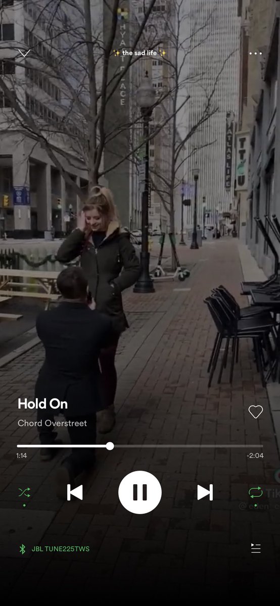 sunshinelou's tweet photo. Ok so can anyone tell me why I just listened to this song on Spotify and then there’s @EliseEcklund on loop https://t.co/czionxNVuN