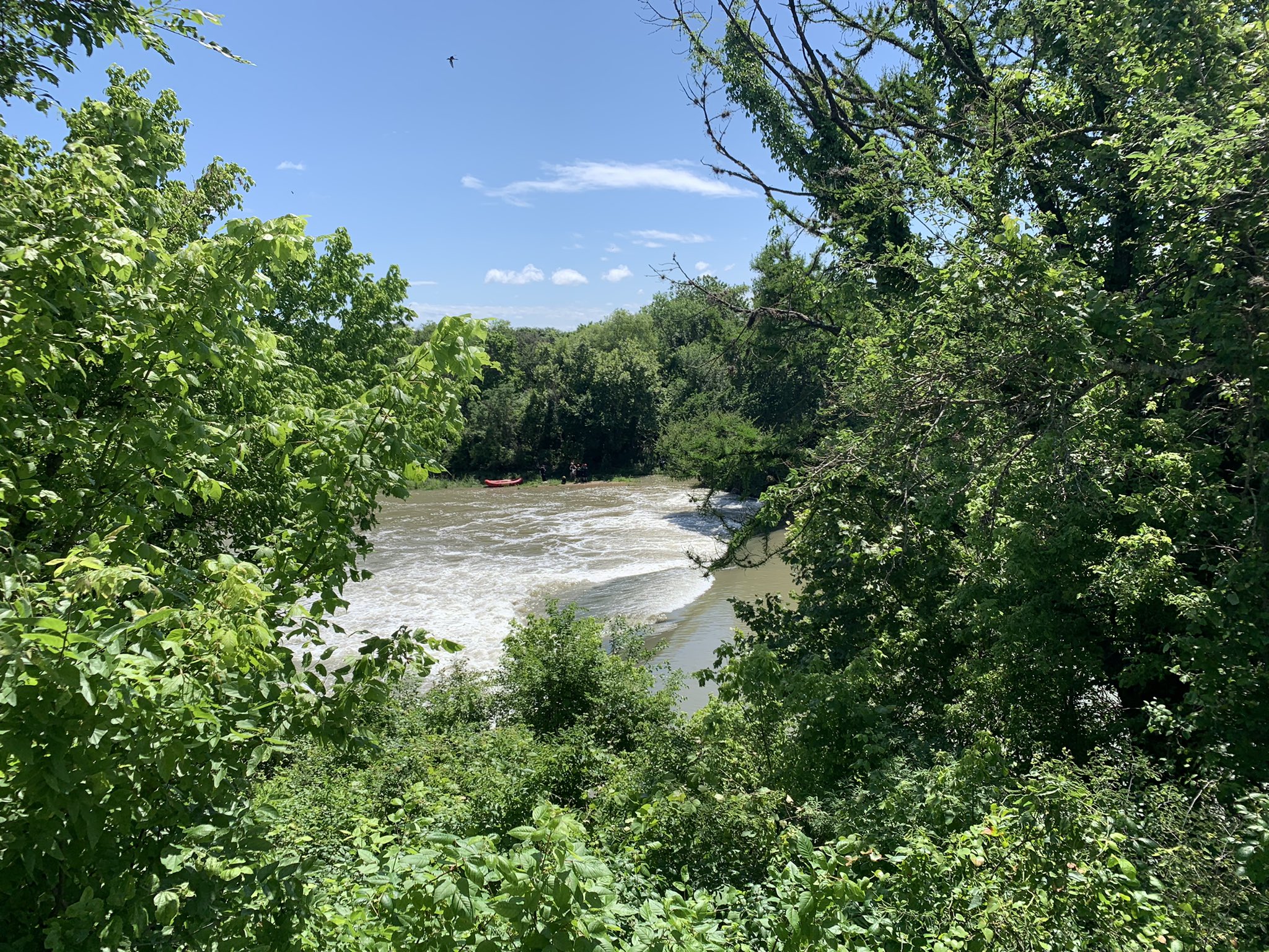 E1iTZ8JXoAA6zYk?format=jpg&name=large