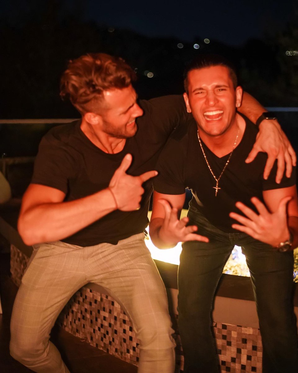 Mitchell_Eason's tweet photo. You need a friend like Joey in your life @joey_sasso #thebromanceisreal https://t.co/bHU8E9z5rv