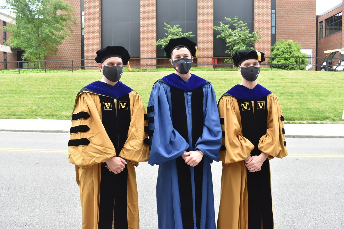 Scott Chapp (@chapp_scott) on Twitter photo I’m glad I was able to participate in commencement and see the two people at Vanderbilt who most positively impacted my graduate career <a href="/nathandschley/">Nathan Schley</a> and <a href="/benmuellerchem/">Benjamin Mueller</a> I’m glad I was able to participate in commencement and see the two people at Vanderbilt who most positively impacted my graduate career <a href="/nathandschley/">Nathan Schley</a> and <a href="/benmuellerchem/">Benjamin Mueller</a>