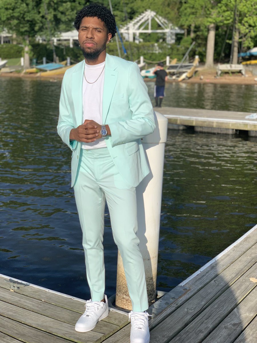 dwar511's tweet image. Tequila with the homies, that’s a hell of a mixture 🙃 #TaurusSZN