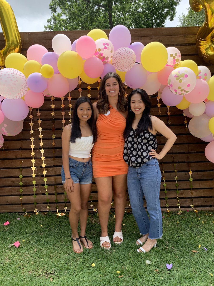risaazim's tweet photo. ut and rice bound !! https://t.co/OiuIlPICf2