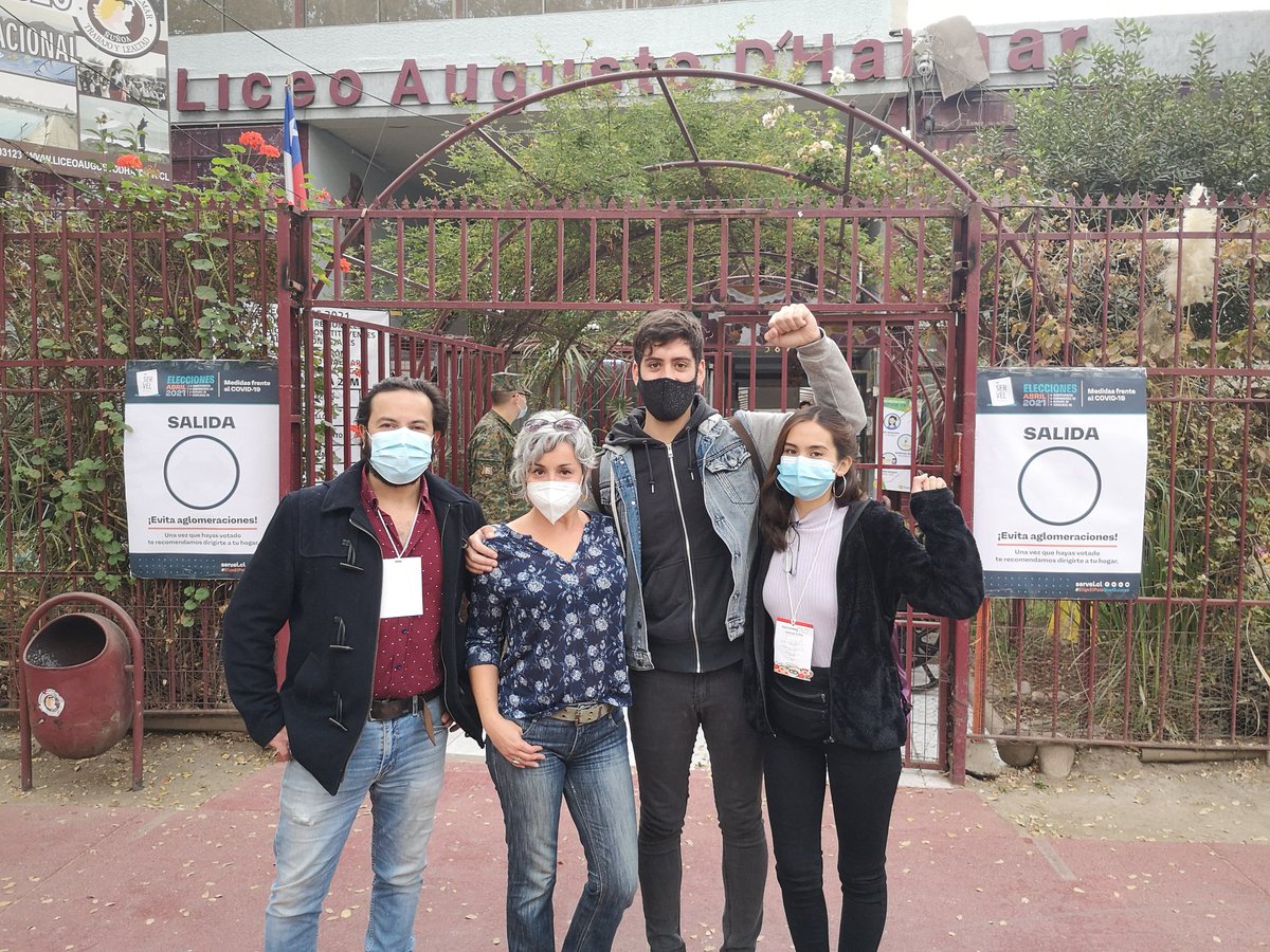 Listos con el voto. Con la <a href="/AlePlacenciaC/">Alejandra Placencia</a> como alcaldesa y su quien escribe como concejal, hay un compromiso por un municipio que devuelva el poder a sus comunidades. Vamos por todo! Gracias a todes quienes nos han mandado su apoyo y cariño. ✊💜