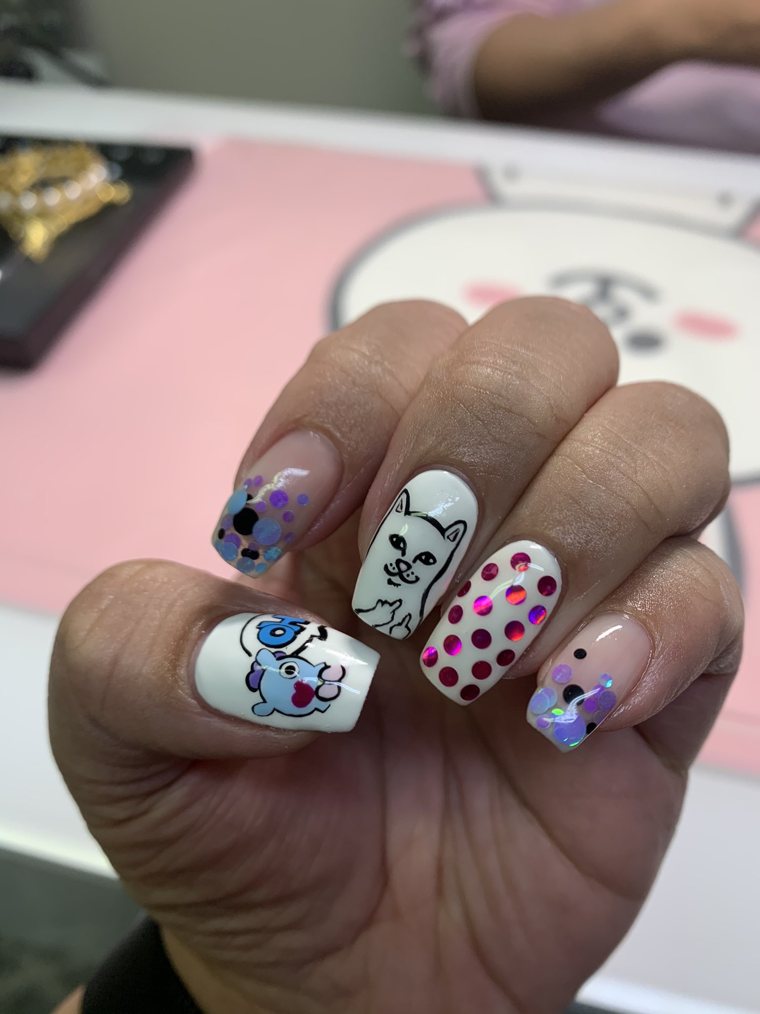 clarisse on X: Go so hi to my nail tech at  And  here's some previous BTS inspired nails she did for me!!   / X