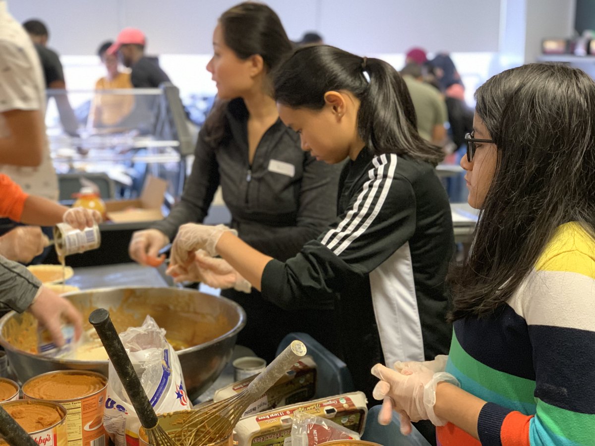 Project Rousseau’s Annual Pie Day has been an established tradition since the early days of the organization thanks to one of the most empowering female leaders we know—Jean Prendergast. 

Find out more about our Pie Day here: ow.ly/G91s50ENRFz