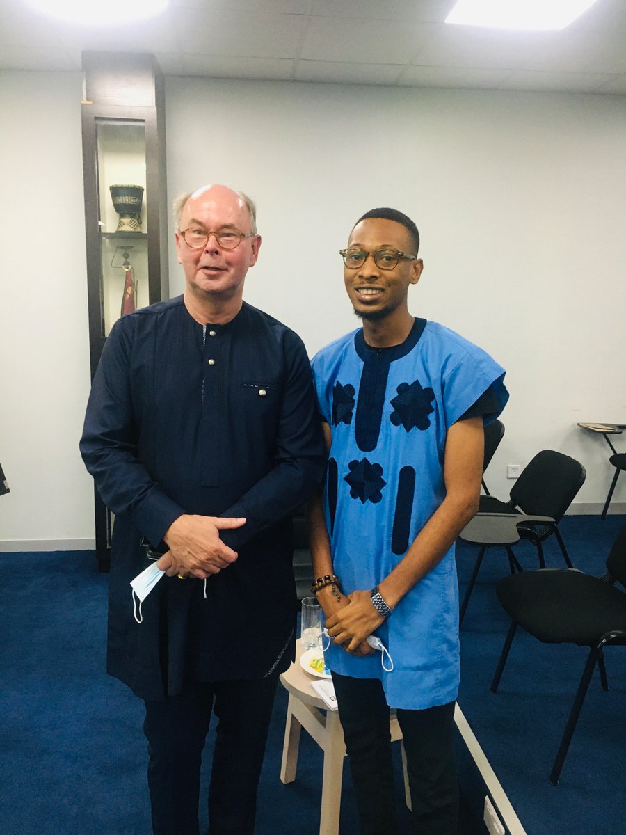 _Uzim_'s tweet photo. Great time listening to Cees Uijlenhoed, Exec. Director Commercial/CFO of First E & P, discuss from personal experiences the indices to being a great leader in the business world.
Thanks to @nutmng & @FirstEandP for such great opportunities to meet with global leaders.
#NUTM https://t.co/7Vmek1Qcua