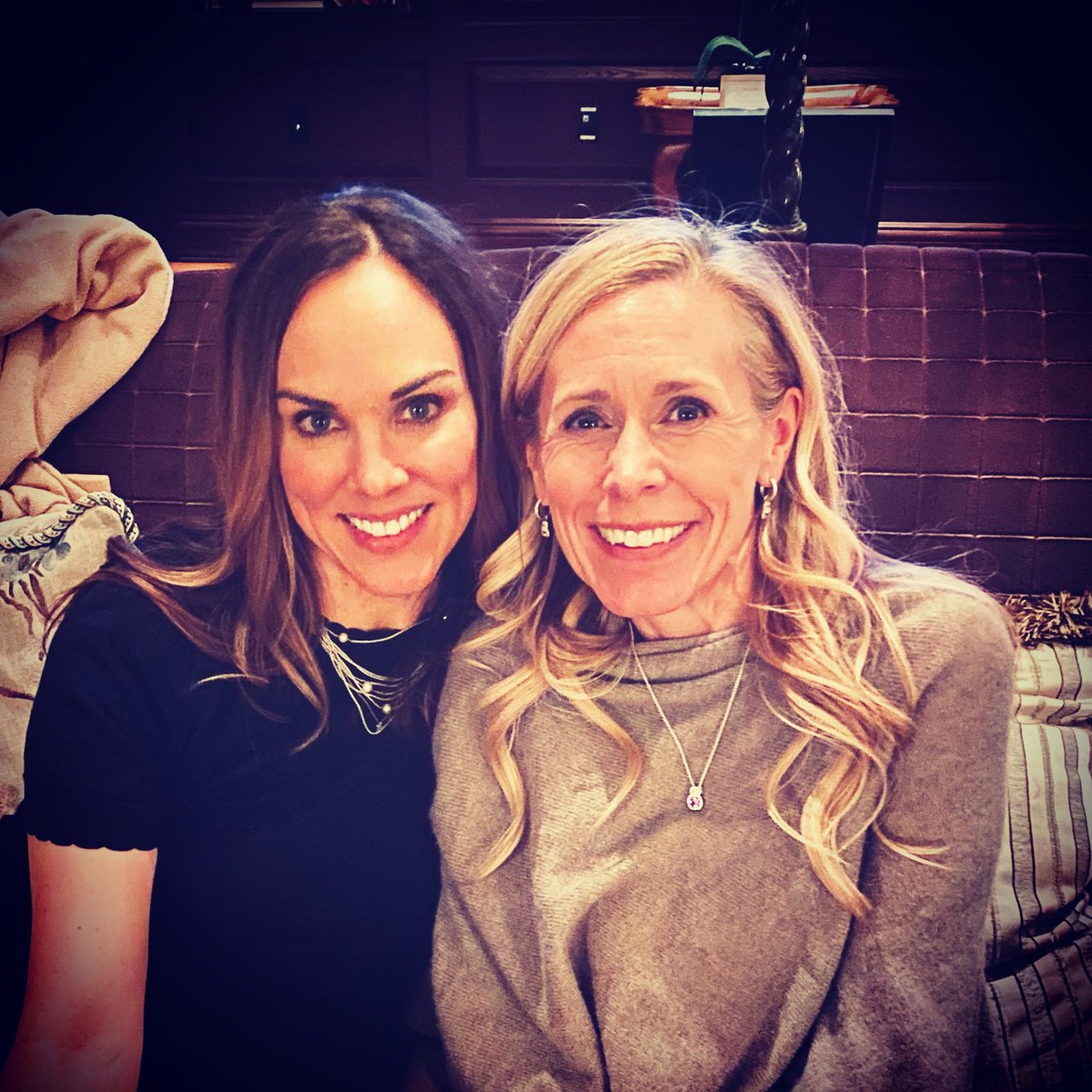 DaffneiRiedel's tweet photo. Friends reunited after a year of lockdown.  God Bless America. 😭🥳❤️😇💜😁#SimpleJOY #BlessedAndGrateful #besties #Girlfriends #friends #OperationWarpSpeed #vaccinated #May2021 #CicadaWatch2021 #JOY #PureJOY #ThankyouJesus 🙏🏻🙌🏻🙏🏻 https://t.co/wyjlhVOTm5