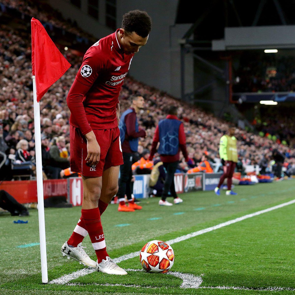 JuventusFC____'s tweet photo. Harvey Elliot Andrew Robertson e Trent Alexander-Arnold são chelsea todos vindo do @LFCNeoBitverse 
Elliot foi 30M
Robertson 100M
Arnold 150M
#JaneladoNeo https://t.co/w8j6HKqJlC