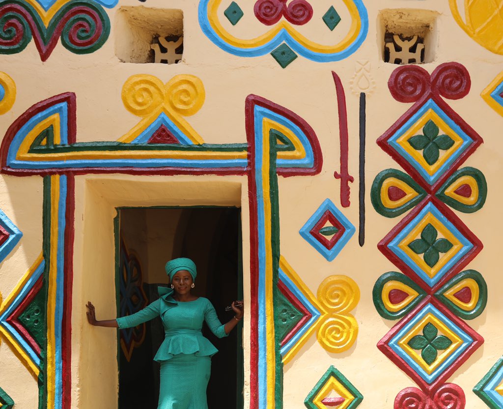 The Royal Palace of the Emir of Zazzau in Zaria, Kaduna is absolutely stunning.  In the traditional Hausa architecture called Tubali, it is colorful and airy. I truly enjoyed #Eid here and learning more about #Arewa cultures. 

#EID2021 #BlackoutEid #AfricanArt #EverydayAfrica