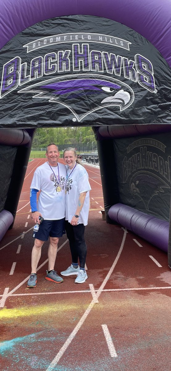 “COLOR RUN WINNERS” as Rocco DeAngelis (Boys)  Ashni Kansara and Libby Harst (Girls) and The Johnston’s (adult) win the color run today at the high school. CONGRATULATIONS <a href="/flynnjohnston44/">Megan Johnston</a> <a href="/bhhsxc/">Black Hawks XC/TF</a> <a href="/BHHS_Stuco/">Bloomfield Hills Student Leadership</a> <a href="/CHollerith/">Charlie Hollerith</a> <a href="/BHHScage/">BHHS Student Section</a> <a href="/BHBlackHawks/">BH Black Hawks</a>