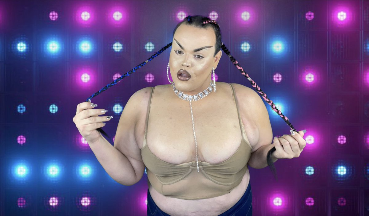 Prettyboybarbie's tweet photo. #makeup #glam #mua #beauty #braids #tsgir #gaymen #lgbtq #pridemonth #pride #lipliner #lipstick #lashes #falselashes #commingsoon #new #prettyboy #dimples #pinkhair #bluehair #vouge #pose #model #plussizefashion #plussizemodel #shein #jewelry #sheinplussize #plussizebeauty https://t.co/iK4Ep30JHA