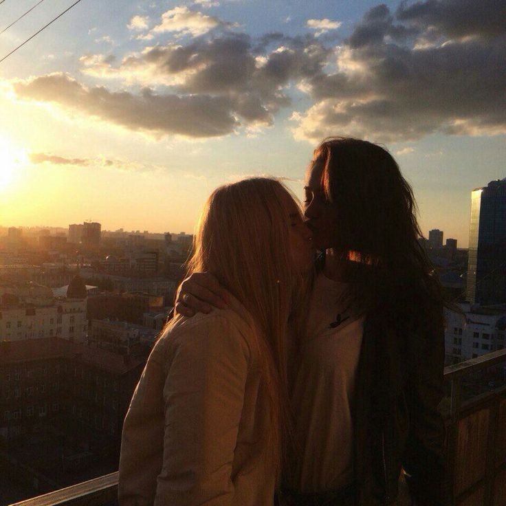 NocternalSucker's tweet photo. @JULIESMIXTAPE https://t.co/m7h5bOqbam