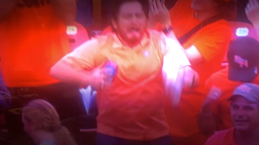 E1isLqPUUAQkNTH?format=jpg&name=900x900