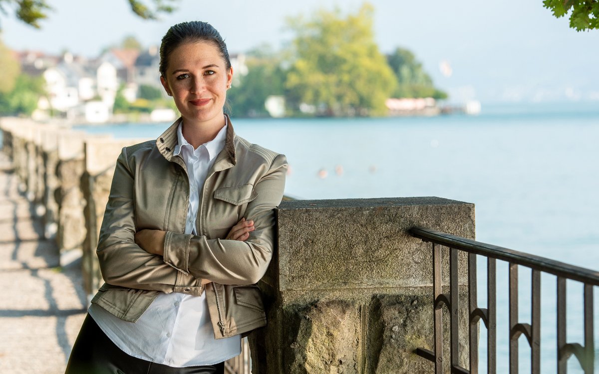 Vom Einzel- zum Firmenmitglied: Auch das geht. Corinne Brecher mit ihrer Investique GmbH – Vermögensberatung für Frauen macht's vor. Danke, Corinne, dass du uns die Treue hältst!
#frauennetzschwyz #unserefirmenmitglieder #frauenunternehmen #unternehmerinnen #mehrsichtbarkeit