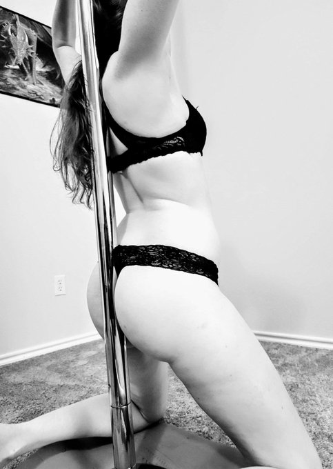 #AustinSwingers looking for a female or like minded couple to help me with both these poles #swingers<a href="/tag/austinswingers"class="tags">#AustinSwingers</a><a href="/tag/swingers"class="tags"><span>#swingers</span></a><a href="/tag/threesomecouple"class="tags"><span>#threesomecouple</span></a><a href="/tag/bicouple"class="tags"><span>#bicouple</span></a>