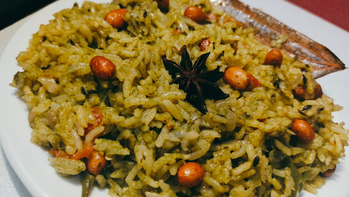 CookWithSushma's tweet photo. Pudina rice 
If u like my video plz share and subscribe my Channel
Recipe Uploaded on my youtube channel :CookWithsushma
Watch Full video link:- https://t.co/ohkmer9kRs

#Mintricerecipe #Pudinarice #pulaorecipe #cookwithsushma #Corianderrice #lunchboxrecipies https://t.co/gC8E8t7AIp