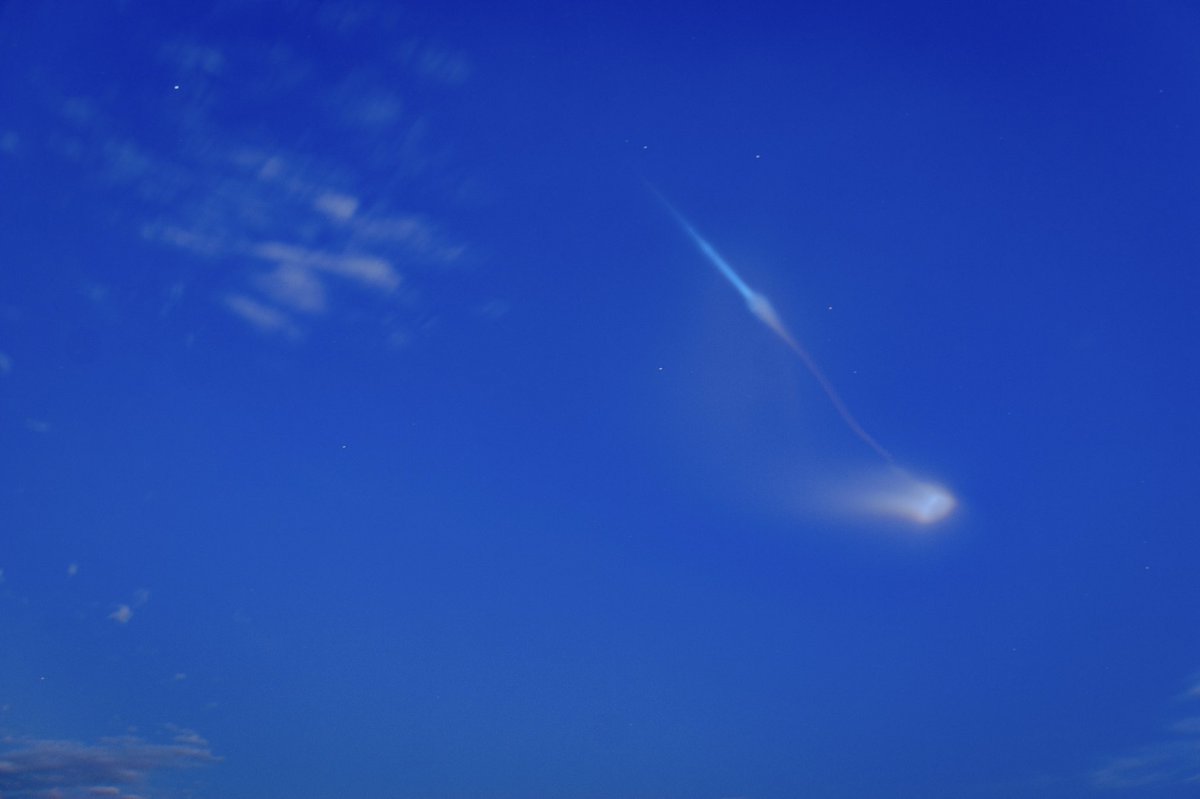JhallsATL's tweet photo. Black Brant XII launch from @NASA_Wallops as seen from Philadelphia #wallops #KiNETX https://t.co/rMRTN6KdYK