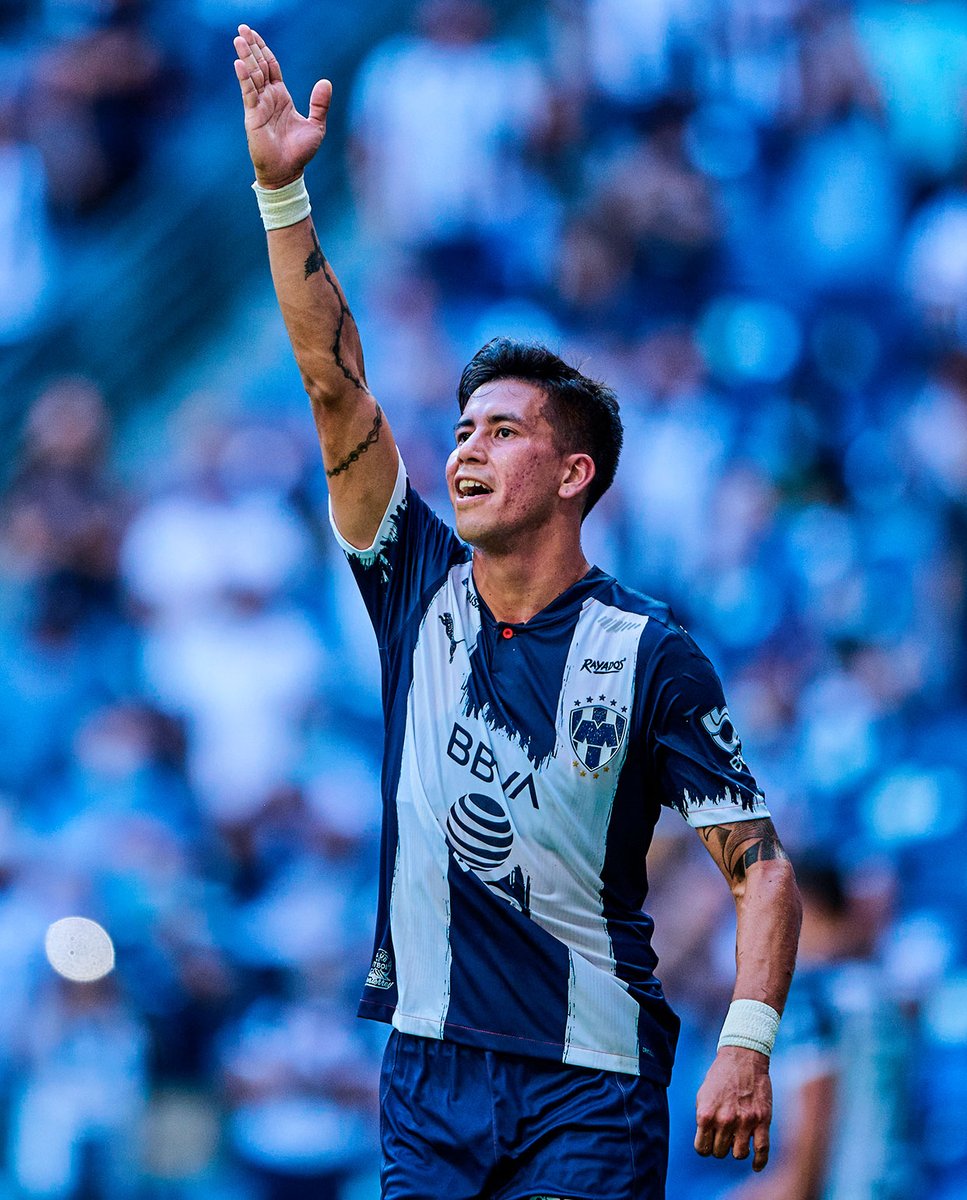 Rayados's tweet photo. 📸| ☝️🏼𝕸𝖆𝖝𝖎𝖒𝖎𝖑𝖎𝖆𝖓𝖔 𝕸𝖊𝖟𝖆 🇦🇷🧉 

#ArribaElMonterrey 💙⚪️ https://t.co/XsjJydsmLI