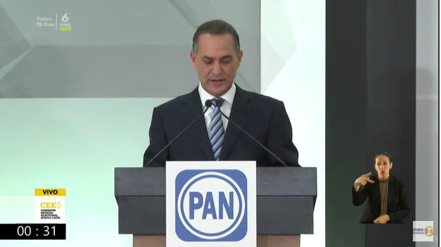 PPabloCortes's tweet photo. 🔵"No hay vieja política ni nueva política, en Nuevo León no nos dividimos", termina Fernando Larrazabal el #DebateNL.

Dice que fue reconocido como "el mejor alcalde en la historia de Monterrey". https://t.co/3EHx79u7K7