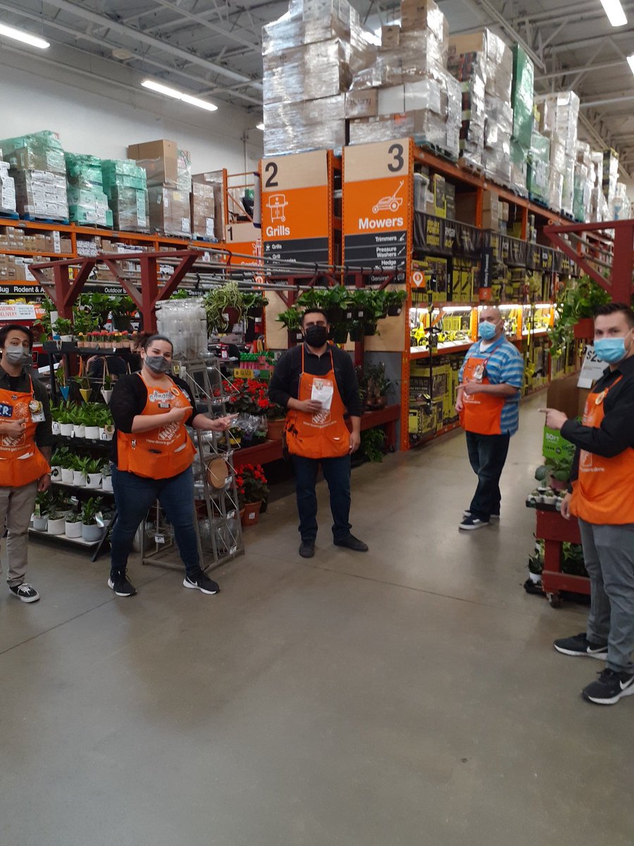 Great job to Cynthia PRO &amp; Carlos Electrical... Associates of the month!!!! Always going above and beyond!!! #6617 <a href="/MatthewMcClos10/">Matthew McCloskey</a> <a href="/JBodzsar/">Jenn Bodzsar_0452</a> @EricSASM6617 <a href="/OmarSan82279235/">Omar Sanchez 🏳️‍🌈</a> <a href="/MikaylaHD6617/">Mikayla</a> <a href="/LexiAlarcon/">Lexi</a> <a href="/THDPatti/">Patti Olmsted</a> <a href="/rmh135/">Richard Hernandez</a>