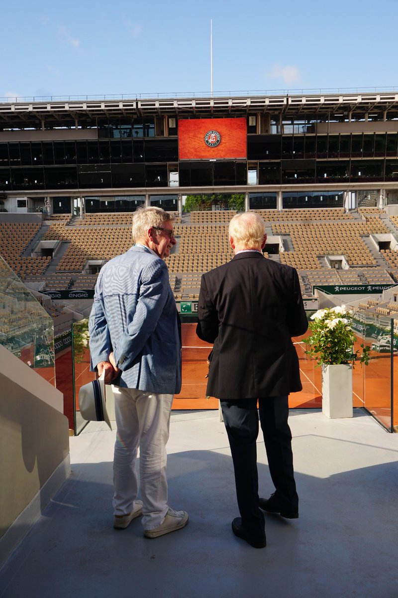 rodlaver's tweet photo. I am deeply saddened to lose my longtime friend and advisor, Stephen Walter. Stephen was the person who brought me back into the world of tennis after being away for many years. I will be forever grateful for all the things that we did together. Farewell buddy. Rocket.🚀 https://t.co/v4KkBFtLHZ