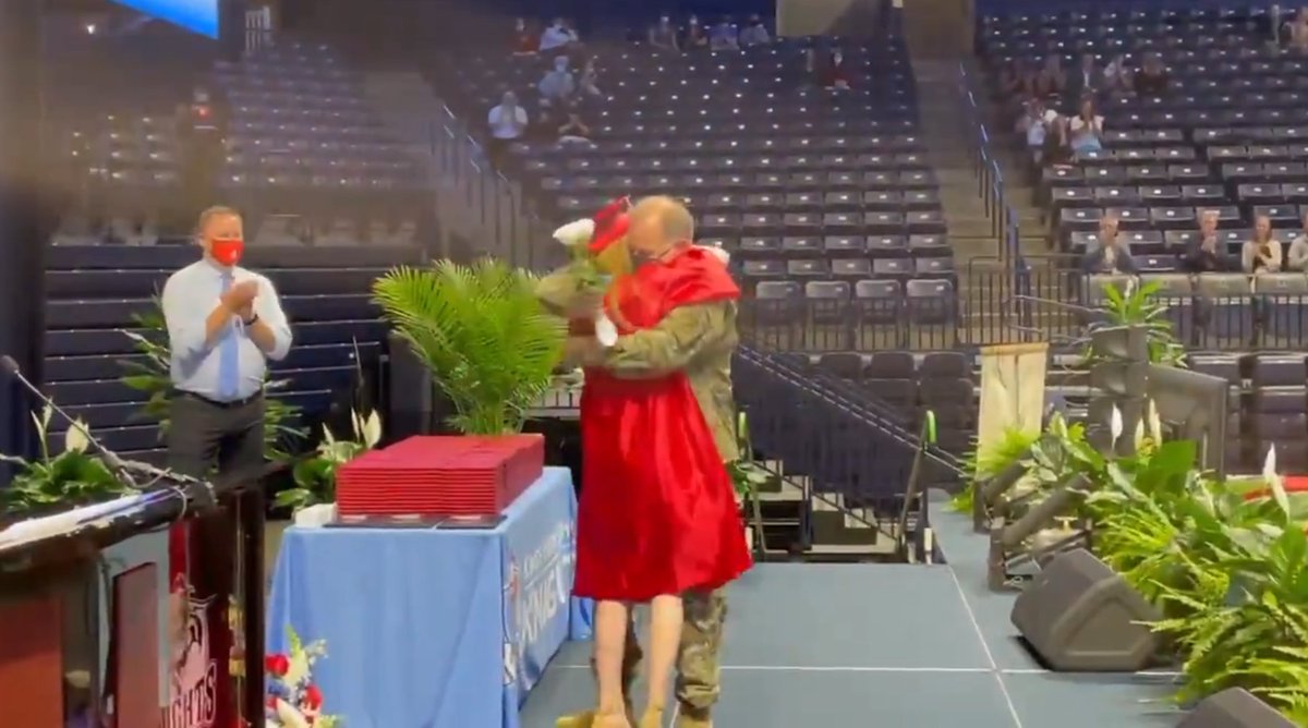 Video: Kings High School student surprised by military father at graduation: bit.ly/3eSdzPL