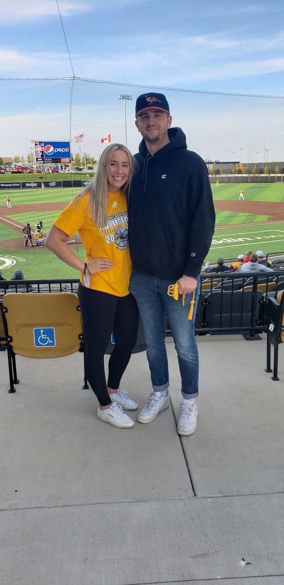 The Empty Nest tweet media