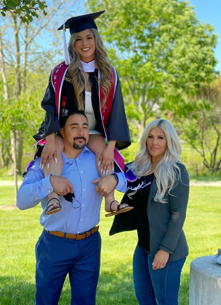 123alwayssmilen's tweet image. We did it, AGAIN🎓