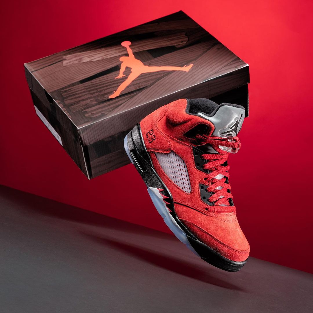 ExclusiveShopOn's tweet photo. Air Jordan 5 Retro Raging Bulls Red 👟🔥

🛒 Compra aquí  👉 https://t.co/grMBWUcsY3

#AseguraTuPedido #jordanperu #jordan #jordan12 #AirJordan12 #Jordanretro #stockx #goat #hype #kickstagram #kicksperu #PeruKickz #HypeBeastPeru #StreetWearPeru #hypeperu https://t.co/KfZULdjrTG