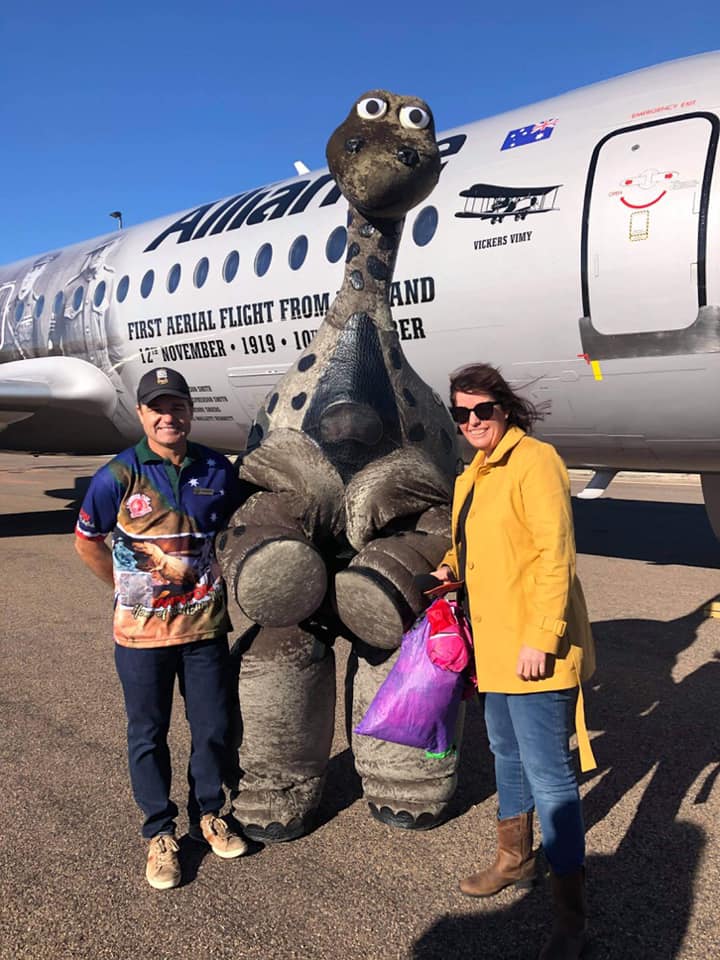 Lou caught up with <a href="/SpencerHowson/">Spencer Howson 📻</a> from <a href="/NewsTalk4BC/">4BC Brisbane</a> to chat about her Winton Day Trip on <a href="/AllianceQQ/">Alliance Airlines</a> - omny.fm/shows/4bc-week…